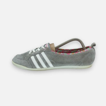 Adidas Piona - Maat 41.5
