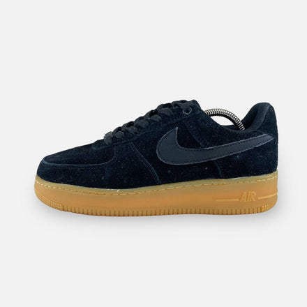 Nike Wmns Air Force 1 '07 SE (BLACK) - Maat 39 Nike