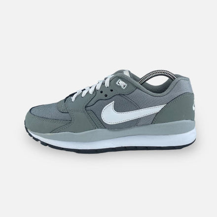Tweedehands Nike Air Windrunner TR 2 - Maat 37.5 1