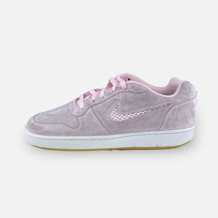 Tweedehands Nike EBERNON LOW - Maat 43 1
