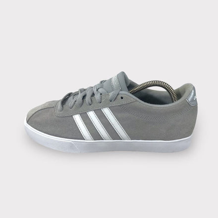Tweedehands adidas Courtset - Maat 40 1