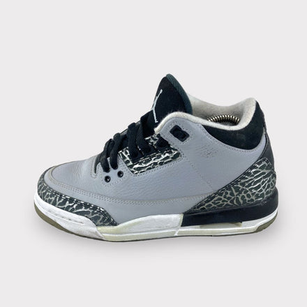 Tweedehands Nike Air Jordan 3 Retro BG - Maat 38.5 1