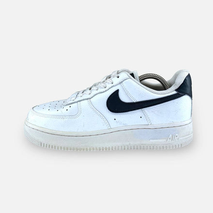 Tweedehands Nike Wmns Air Force 1 '07 'White/Black' - Maat 38.5 1