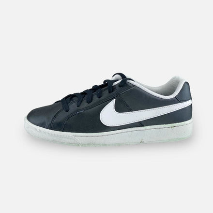 Tweedehands Nike Court Royale - Maat 42 1