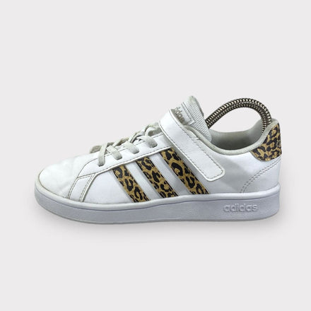 Tweedehands Adidas Grand Court K - Maat 34 1