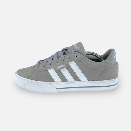 Tweedehands adidas Daily 3.0 - Maat 41.5 1