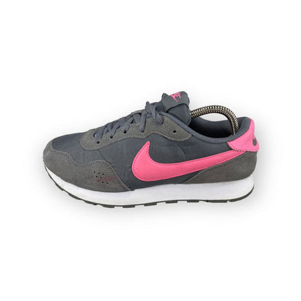 Nike MD Runner 2 - Maat 40 Nike