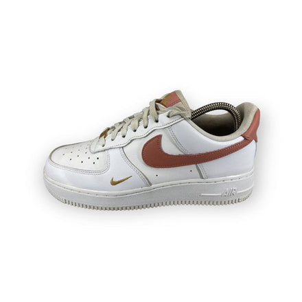 Nike Air Force 1 '07 Essential 'Rust Pink' - Maat 40 Nike