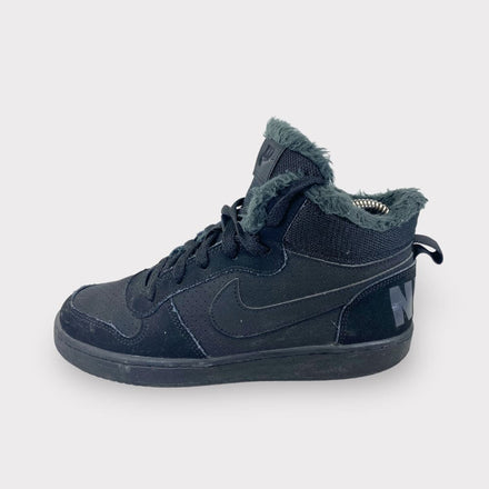 Tweedehands Nike Court Borough Mid Winter - Maat 38.5 1