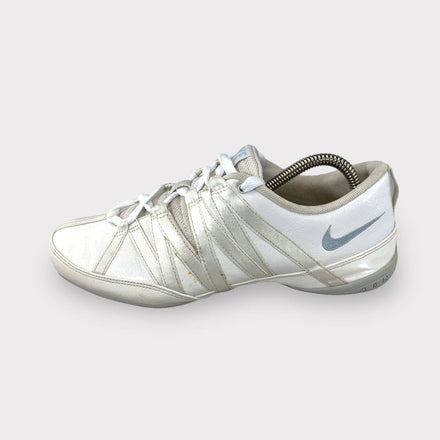 Tweedehands Nike Air Kapelle - Maat 38 1