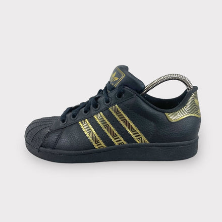 Tweedehands Adidas Superstar - Maat 38 1