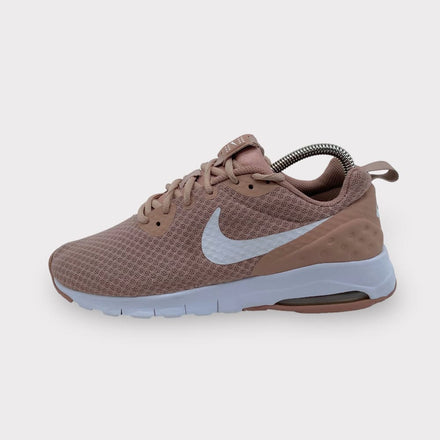 Tweedehands Nike Air Max Motion Low - Maat 40 1