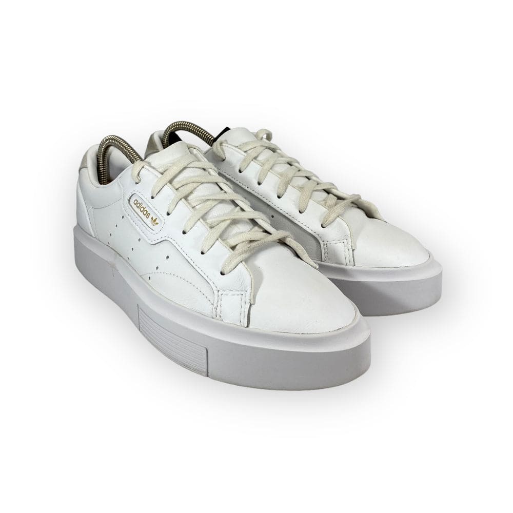 Adidas originals sleek outlet trainers white