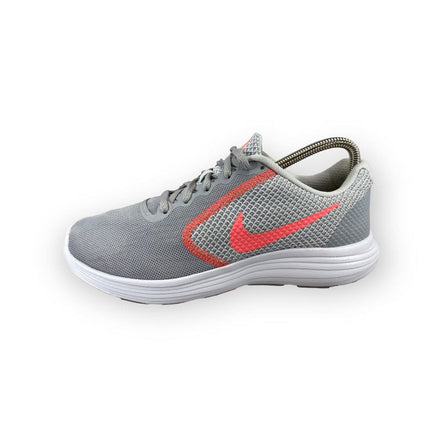 Nike Revolution 3 - Maat 39 Nike