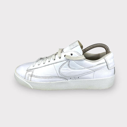 Tweedehands Nike Blazer Low LE - Maat 39 1