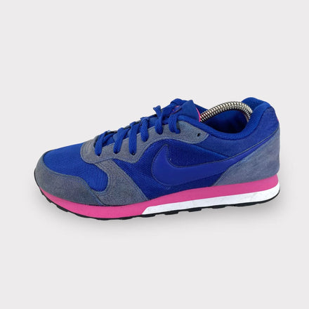 Tweedehands Nike MD Runner 2 - Maat 40 1