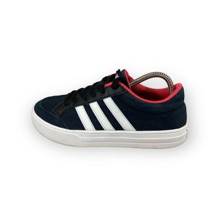 Adidas SPA - Maat 37.5 Adidas