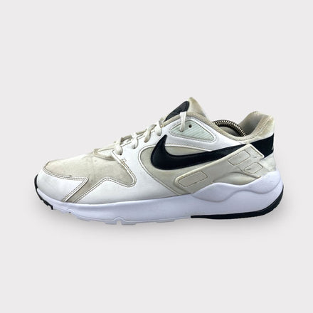 Tweedehands Nike LD Victory - Maat 45 1