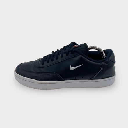 Tweedehands Nike Court Vintage 'Black' - Maat 40 1