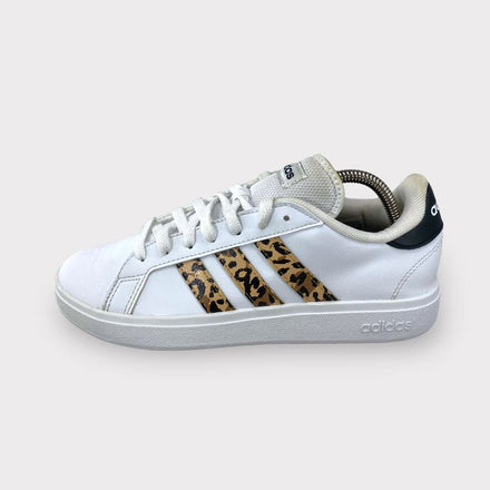 Tweedehands Adidas Grand Court - Maat 39.5 1