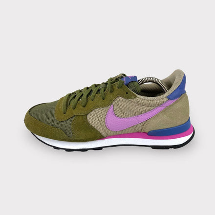 Tweedehands Nike Womens WMNS Internationalist Faded Olive - Maat 40.5 1
