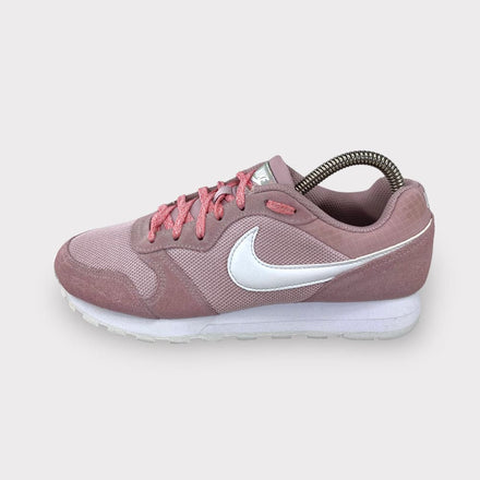 Tweedehands Nike MD Runner 2 - Maat 36.5 3