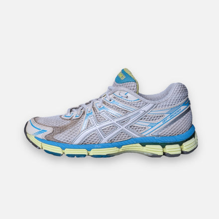 Tweedehands Asics Gel GT-2000 2A - Maat 37.5 4