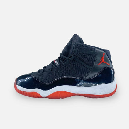 Tweedehands Jordan 11 Retro Playoffs 2012 (GS) - Maat 38.5 1