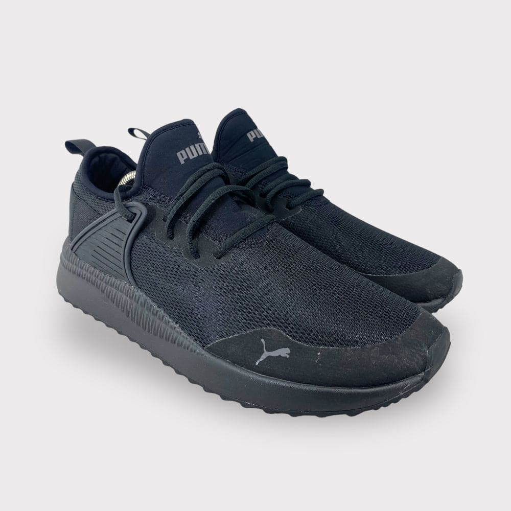 Pacer next sales cage sneakers