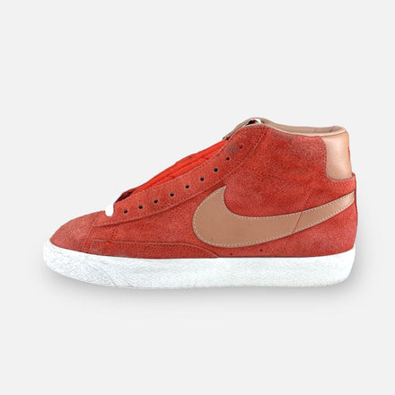 Tweedehands NIKE BLAZER MID - Maat 41 1