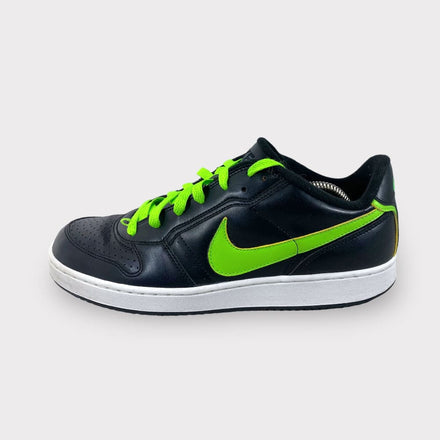 Tweedehands Nike Sneaker Low - Maat 44.5 1