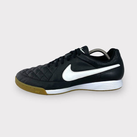 Tweedehands Nike Tiempo - Maat 43 1