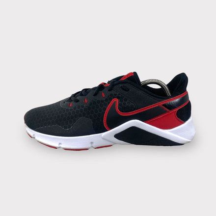 Tweedehands Nike LEGEND ESSENTIAL 2 men's Sports Trainers (Shoes) in Black - Maat 44 1
