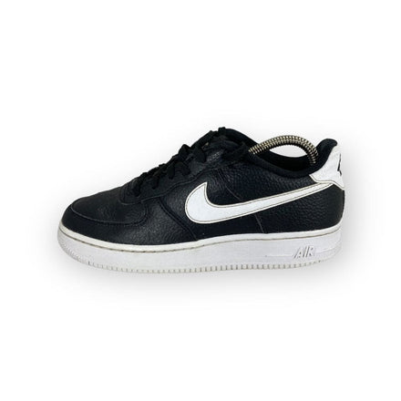 Nike Air Force 1 GS 'Light Bone' - Maat 37.5 Nike