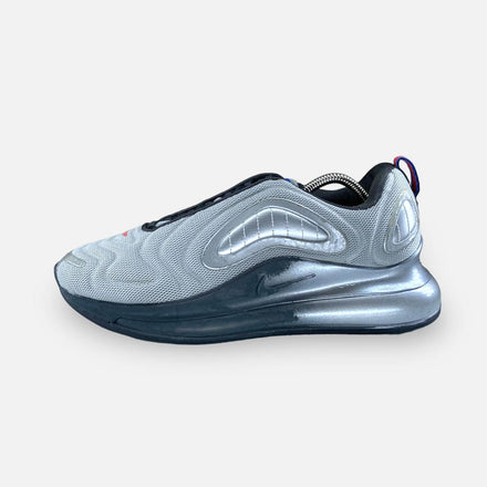 Tweedehands Nike Air Max 720 'Metallic Silver' - Maat 45 1