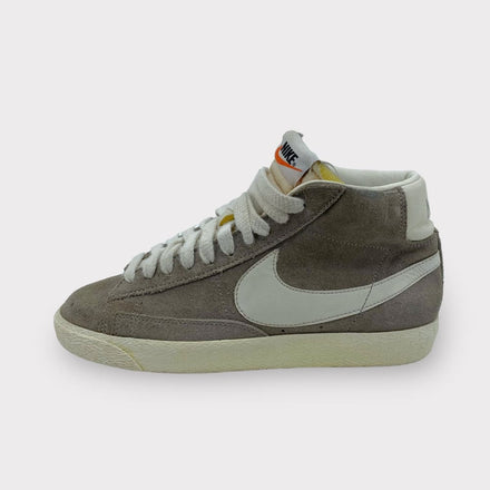 Tweedehands Nike Blazer Mid Premium 09 - Maat 38 1