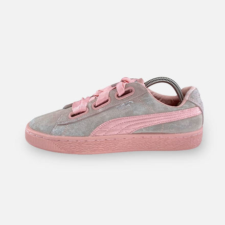Tweedehands Puma Suede Heart EP - Maat 39 1