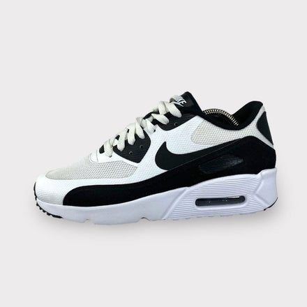 Tweedehands Nike Air Max 90 Ultra 2.0 GS 'White Black' - Maat 40 1
