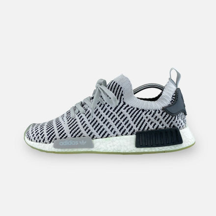 Tweedehands Adidas NMD_R1 STLT PK - Maat 43.5 1