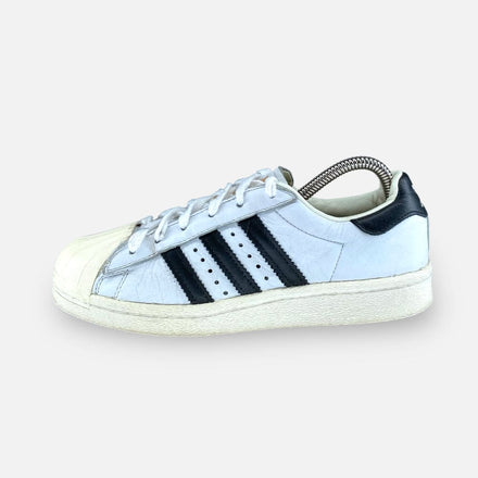 Tweedehands adidas Superstar White/Black/Gold Metallic - Maat 37.5 1