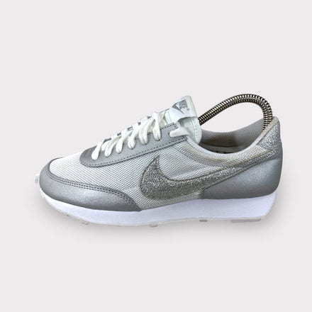 Tweedehands Nike DBreak - Maat 38 1