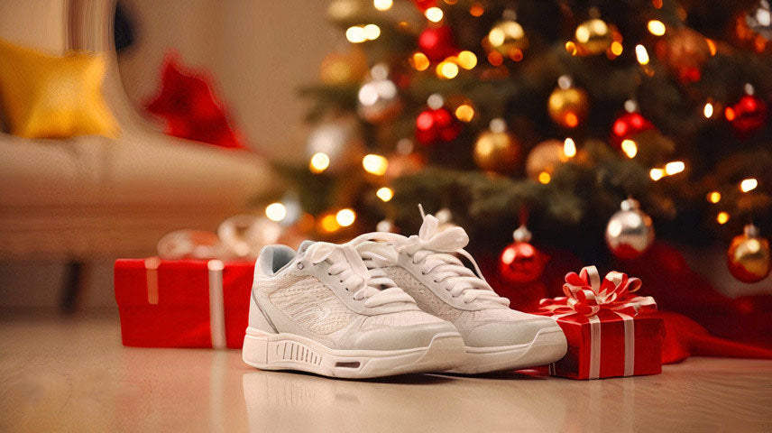 Stap Vrolijk de Feestdagen In Kerstkleurige Sneakers bij WEAR WEAR