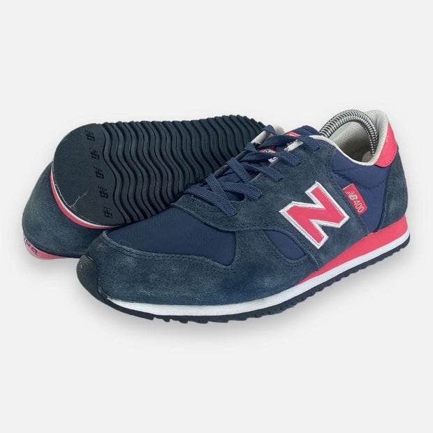 Tweedehands New Balance 400 Navy - Maat 39.5 4