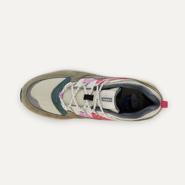 Karhu Fusion 2.0 "Abbey Stone/Pink Yarrow"