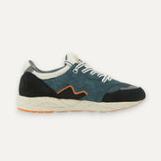 Karhu Aria 95 "Jet Black/Stormy Weather"