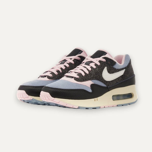 Nike Air Max 1 &