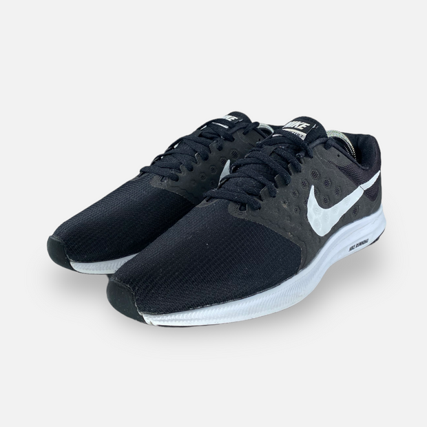 Nike downshifter store 7 zwart
