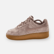 Nike Wmns Air Force 1 '07 SE "Particle Pink" - Maat 39