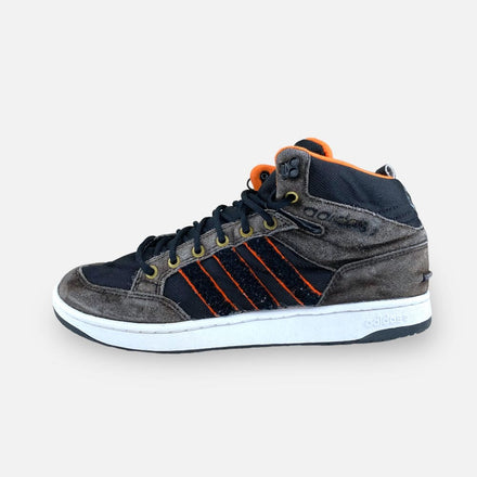 adidas Hoops LX MID Hoops LX MID - Maat 46.5 adidas Hoops LX MID