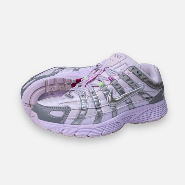 Nike P-6000 WMNS Barely Grape - Maat 39